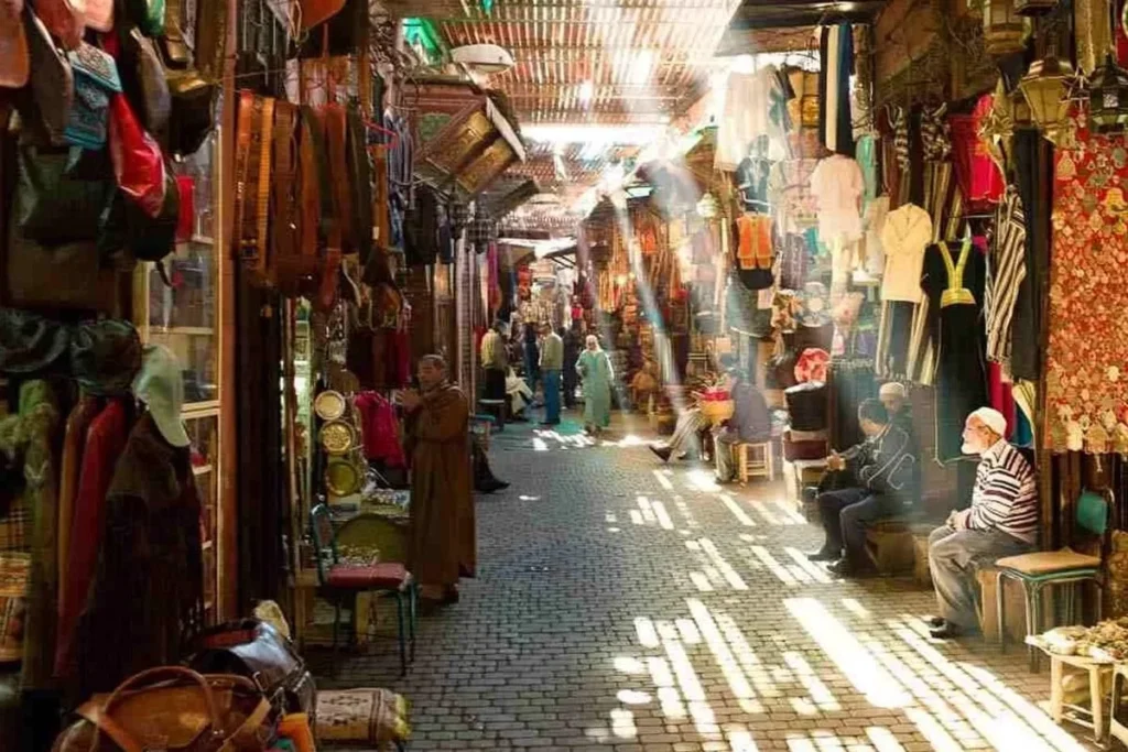 Marrakech vs Fès: Which Moroccan City to Visit in 2025?
