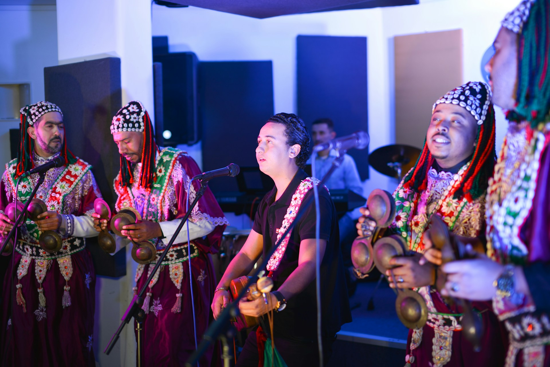 Amazigh Music: Rhythms from the Mountains