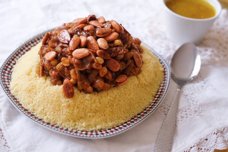 Couscous Tfaya – Moroccan Caramelized Onions and Raisins Delight