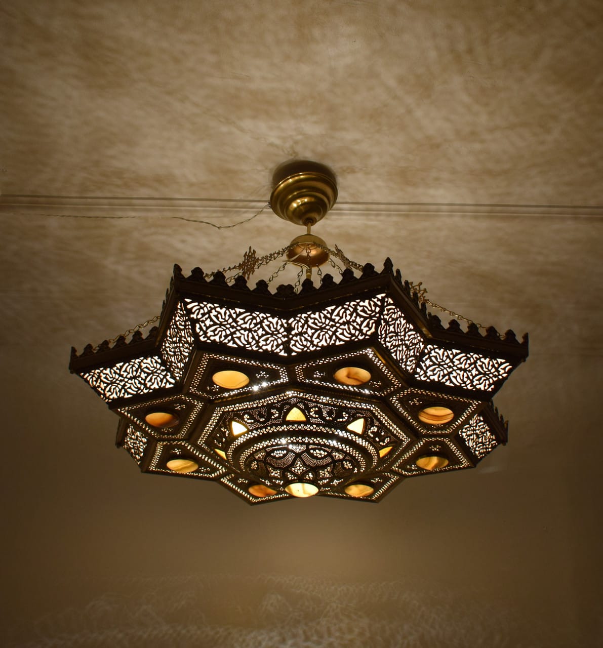 Lampe Marocaine – Where Light Meets Art and Soul
